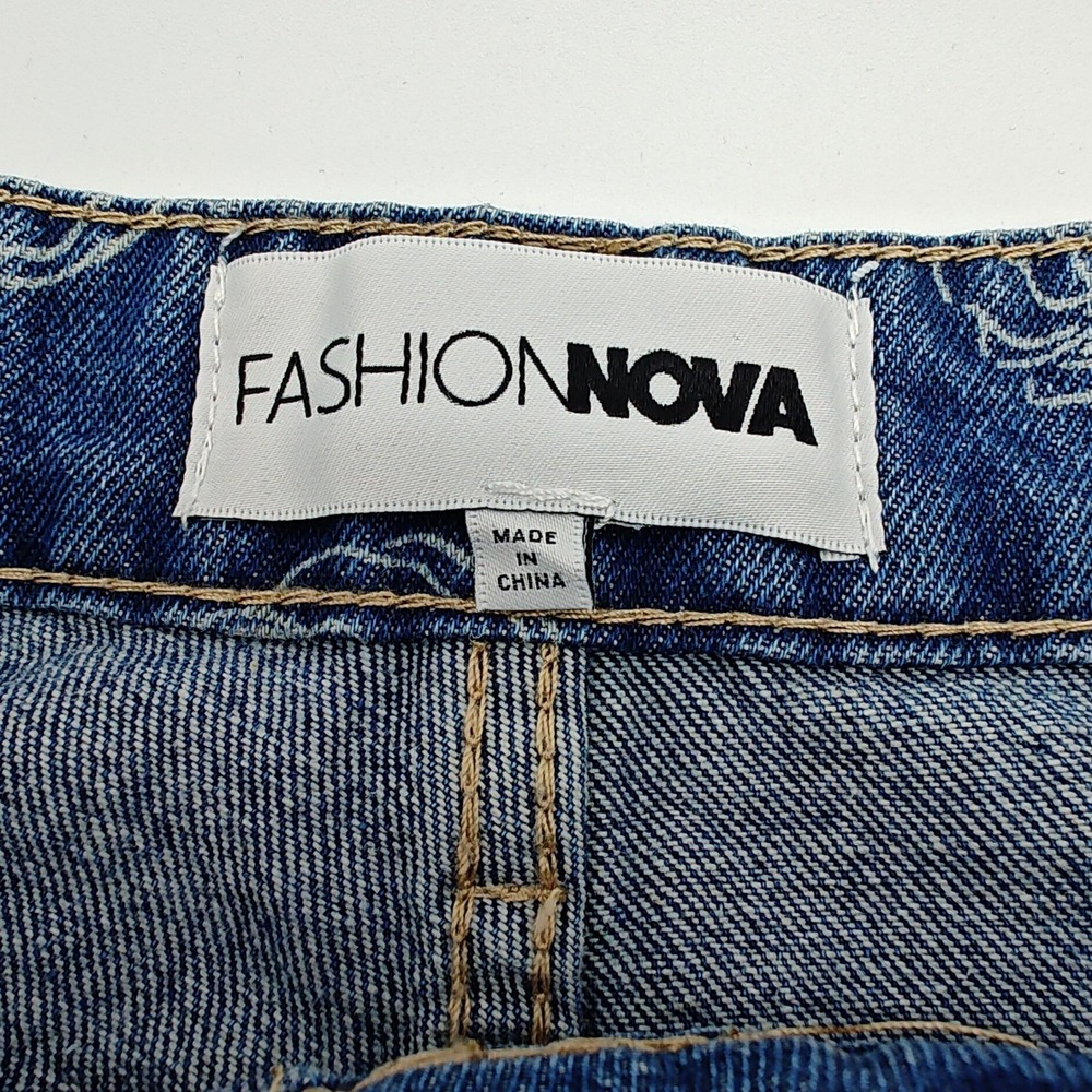 Fashion Nova Floral Print Wide Leg Jeans Womens NWT Blue‎ High Rise Size 5 - Picture 4 of 7